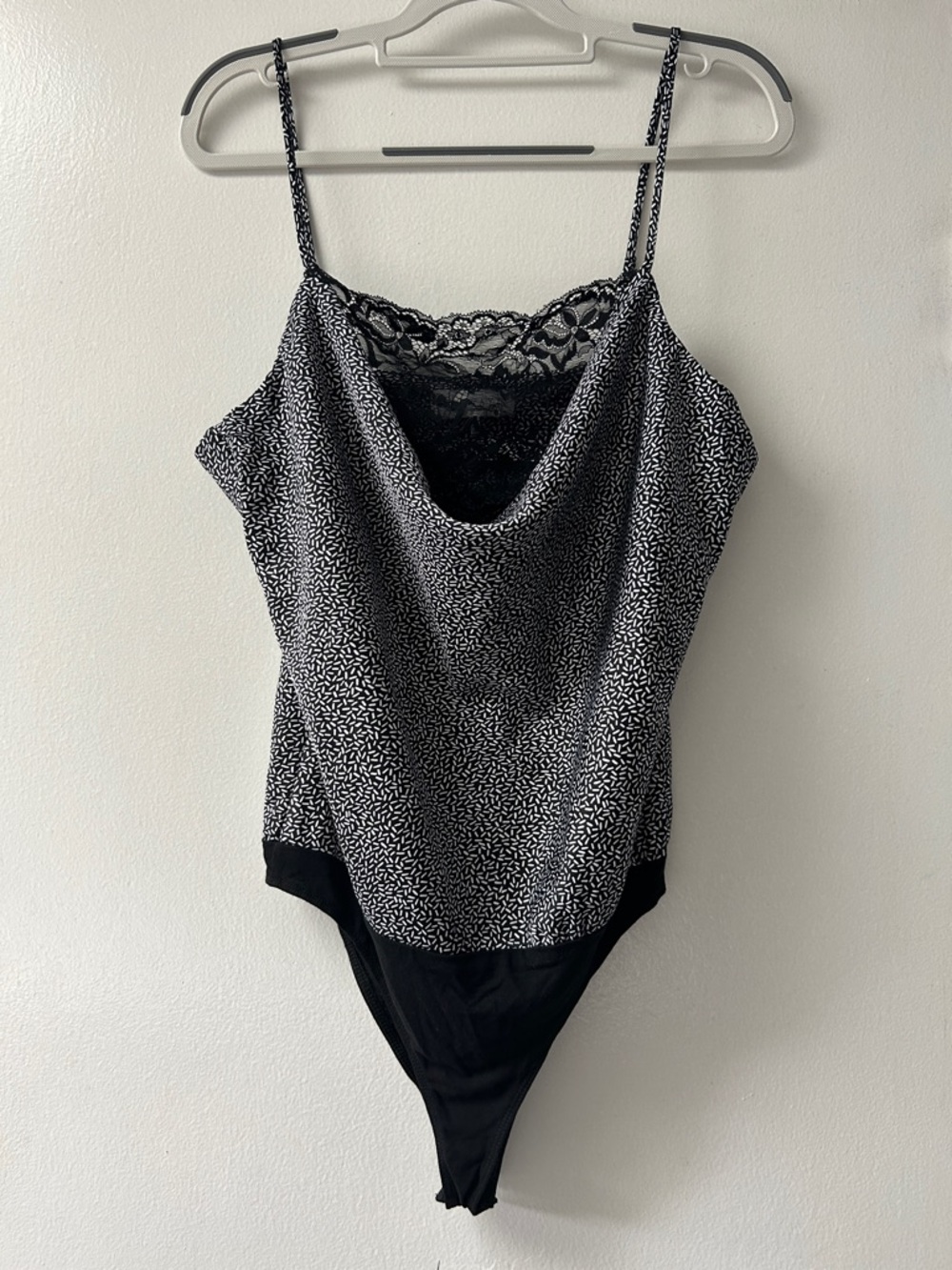 Wayf Black & White Printed Lace-Trim Bodysuit